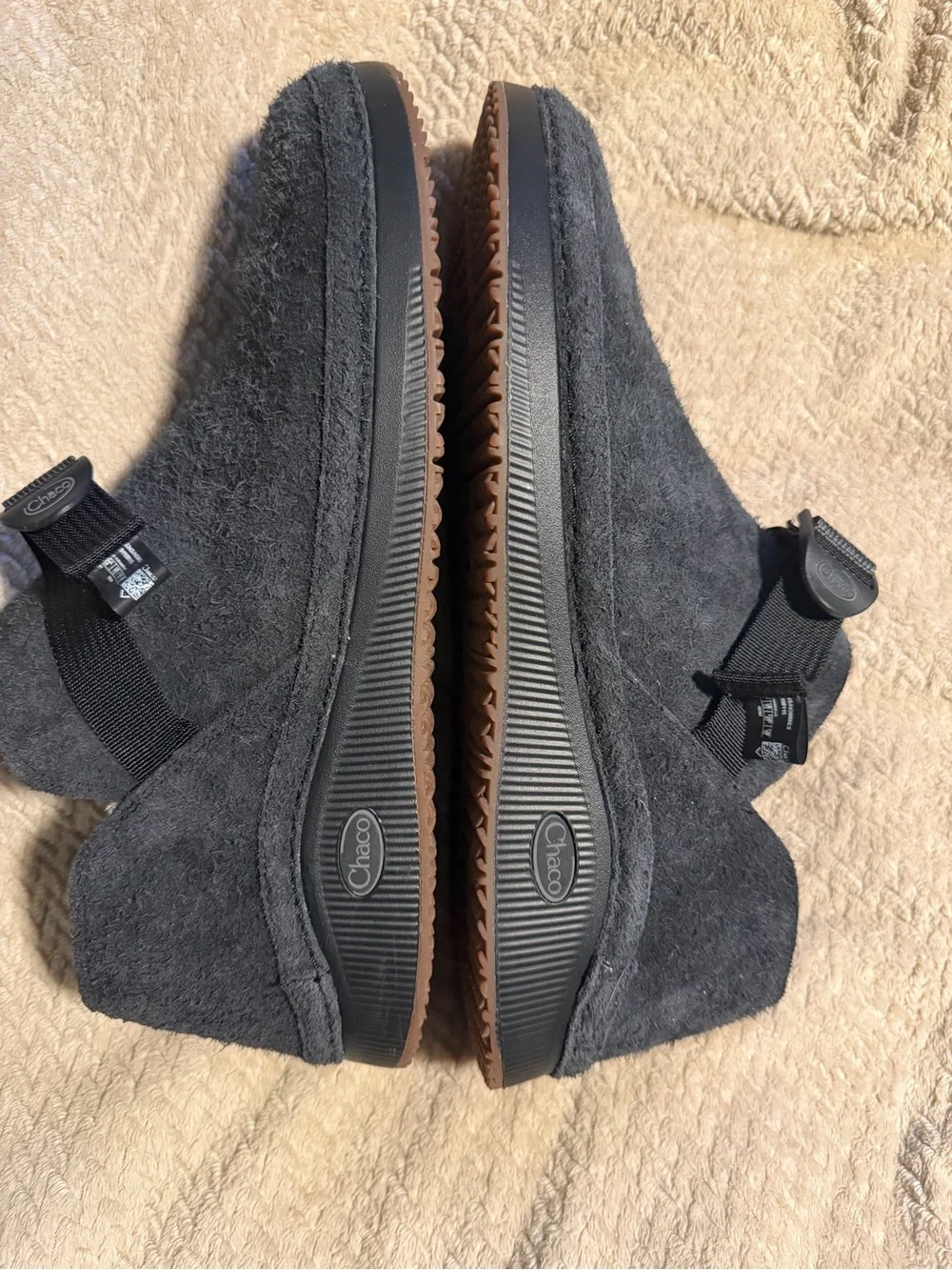Chaco Men's Black Suede Chukka Boots